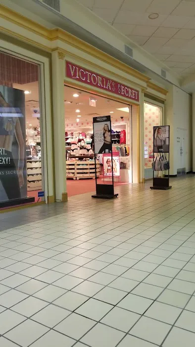 Victoria's Secret & PINK by Victoria's Secret 5