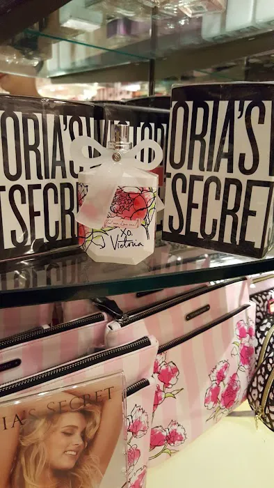 Victoria's Secret & PINK by Victoria's Secret 4