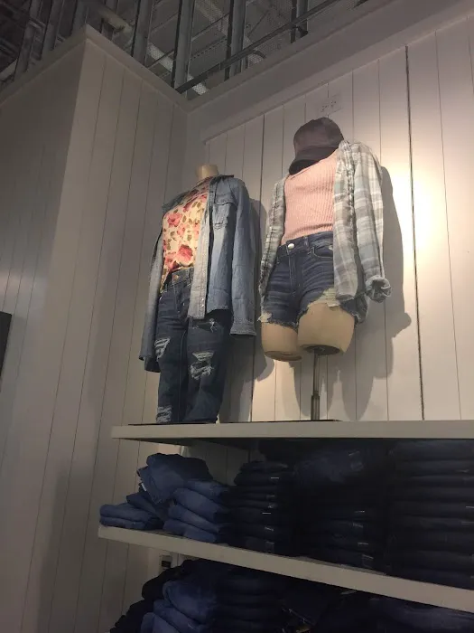 American Eagle & Aerie 7