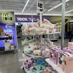 Five Below ico