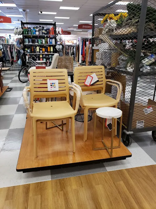 T.J. Maxx 1