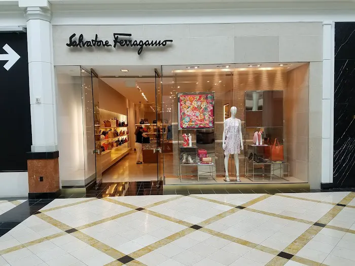Ferragamo 6