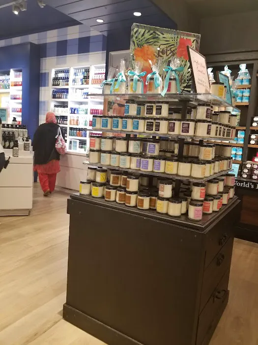 Bath & Body Works 8