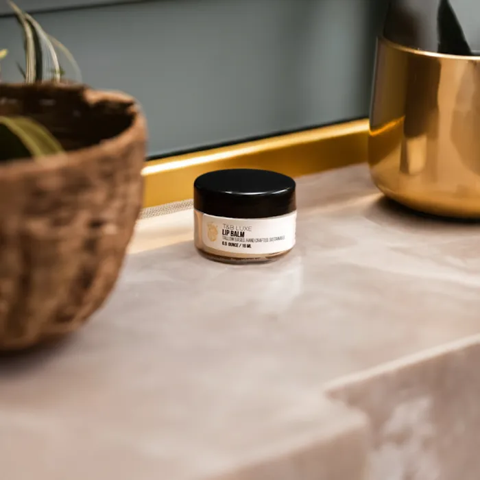 T&B Luxe Tallow Skincare and Perfumes 5