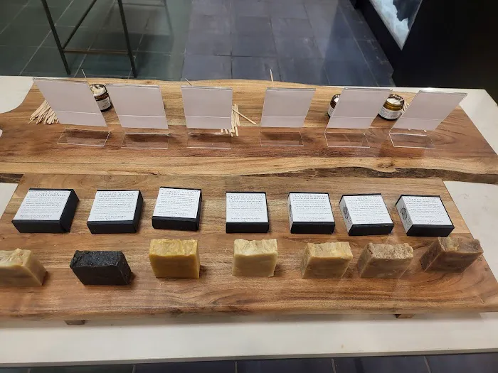 T&B Luxe Tallow Skincare and Perfumes 7