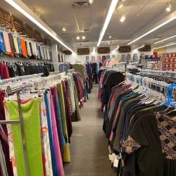 Ajwa Islamic Fashion & Books ico