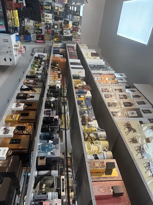 ZAD Perfumes & More 8