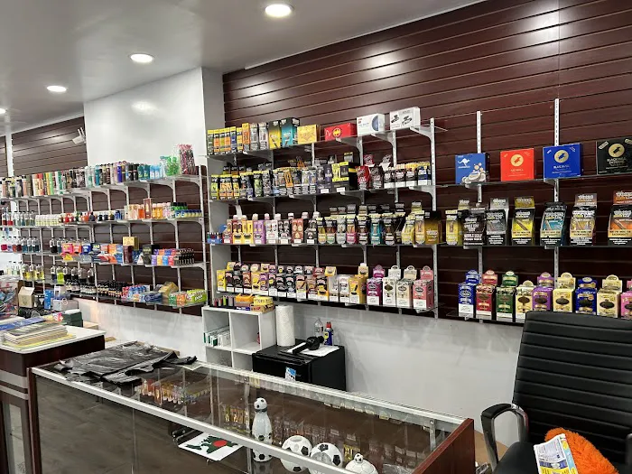 KHAN CONVENIENCE & DEPOT - SMOKE SHOP & PERFUME STORE 8