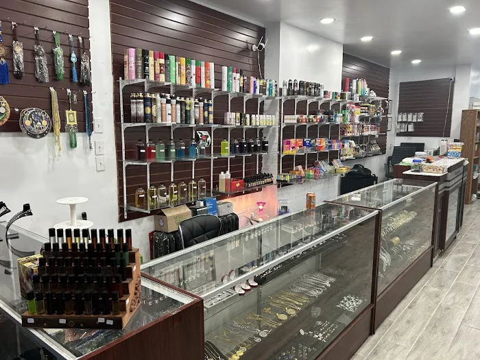KHAN CONVENIENCE & DEPOT - SMOKE SHOP & PERFUME STORE 9