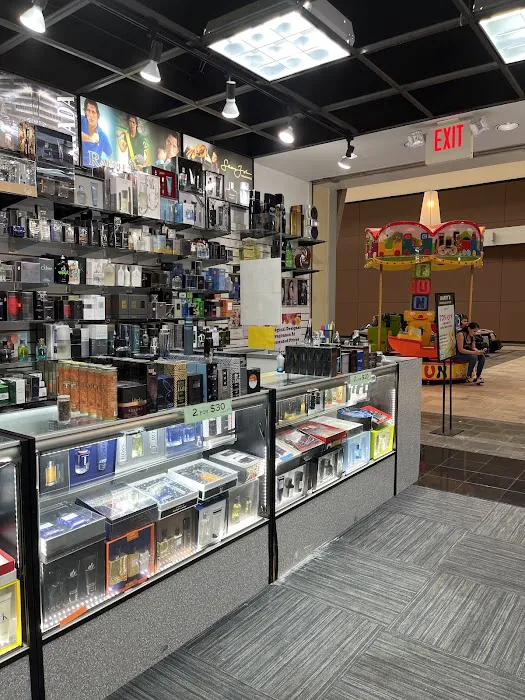 Harry's Fragrance Outlet 9