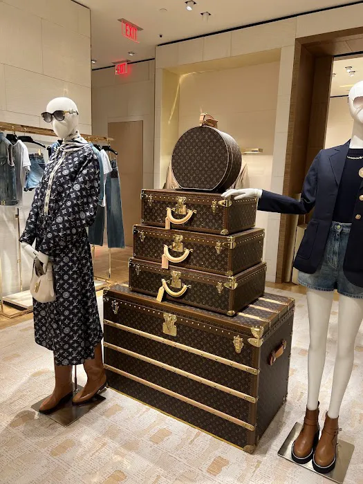 Louis Vuitton King of Prussia 3