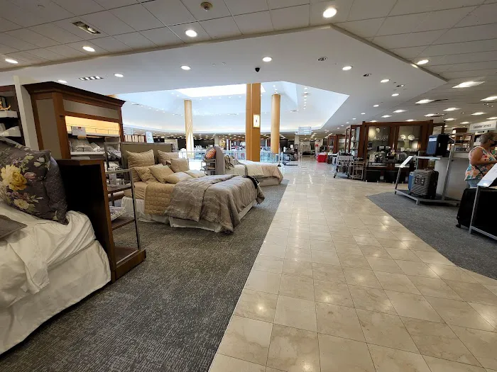 Macy's 9