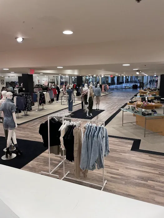 Bloomingdale's 1