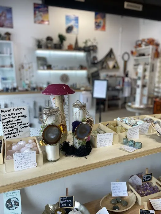 Handmade Mystic - Whitehall 6
