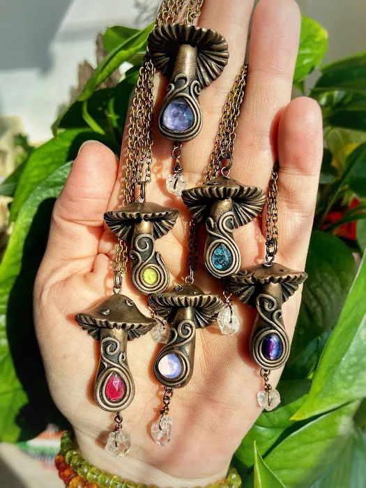 Handmade Mystic - Whitehall 5