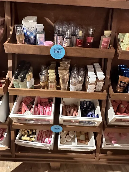 Bath & Body Works 1