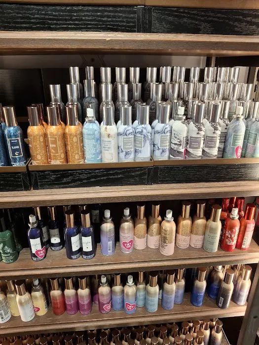 Bath & Body Works 8