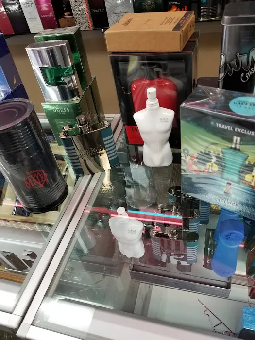 I Love Perfume 3