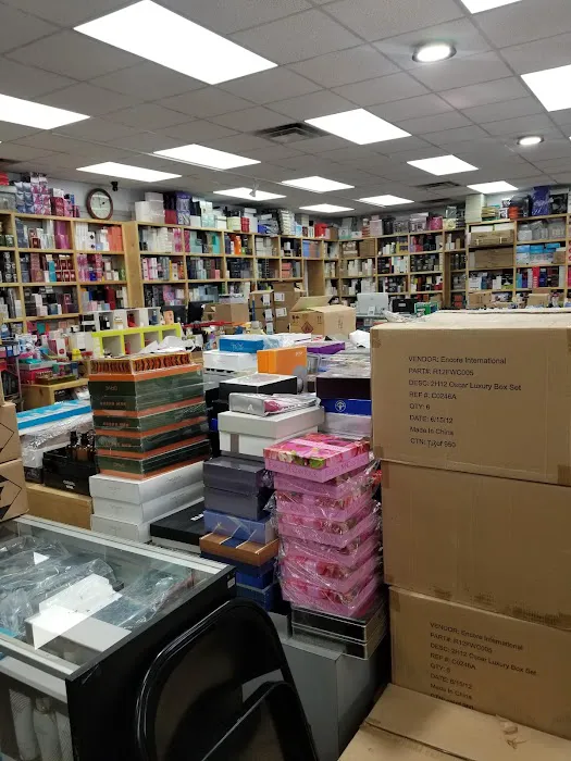 Perfumes Outlet by Sahar USA 8
