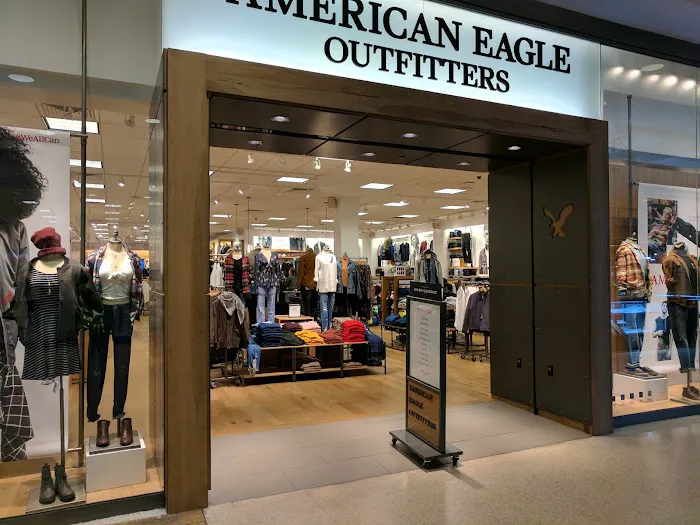 American Eagle Store 0