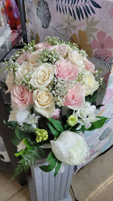 BELLA FLOR , Floristeria 7