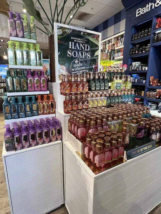 Bath & Body Works 0