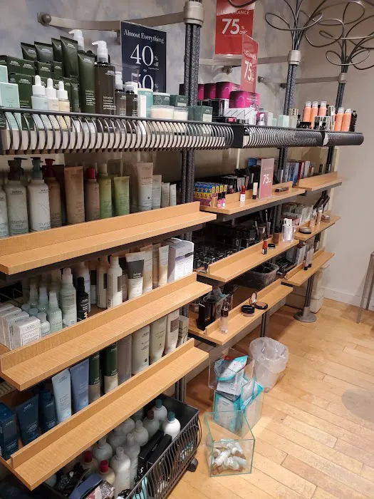 The Cosmetics Company Store 5