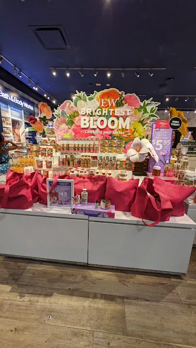 Bath & Body Works 9
