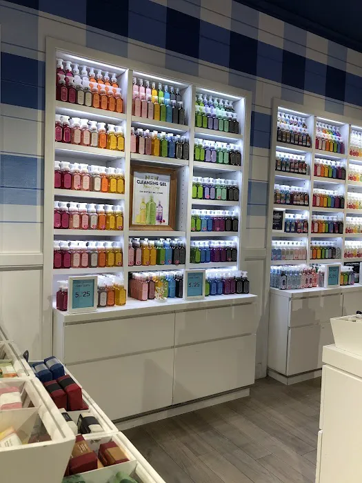 Bath & Body Works 6