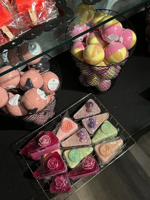 The Pink Boutique 9