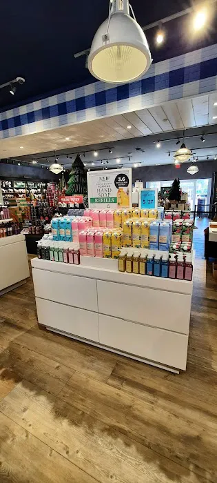 Bath & Body Works 4
