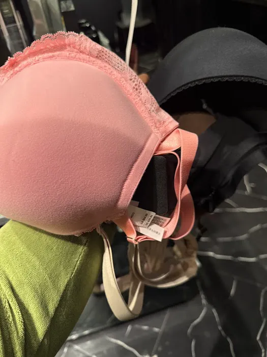 Victoria's Secret & PINK by Victoria's Secret 6