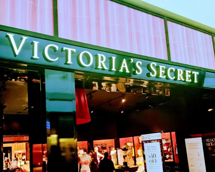 Victoria's Secret & PINK by Victoria's Secret 5