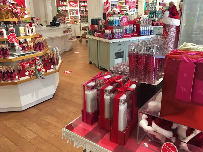 Bath & Body Works 6