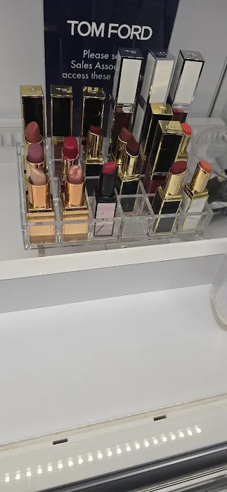 The Cosmetics Company Store 9