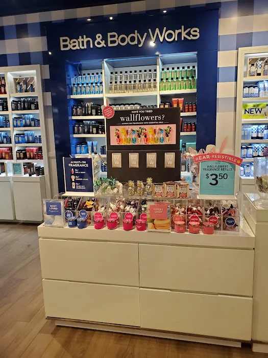 Bath & Body Works 6