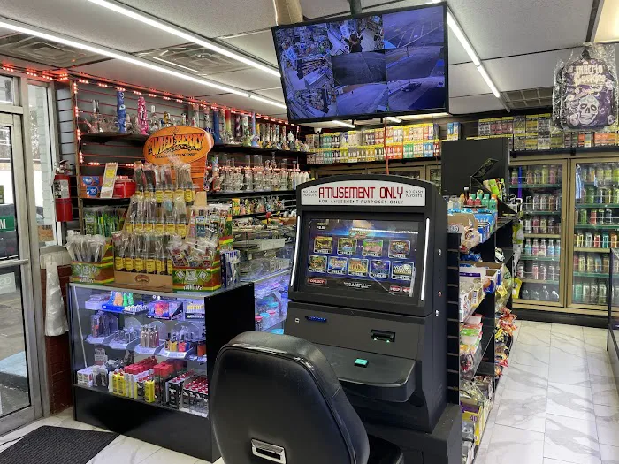 Expressway Mini Mart 5