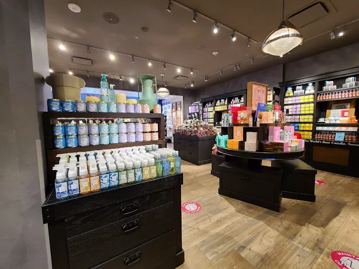 Bath & Body Works 3