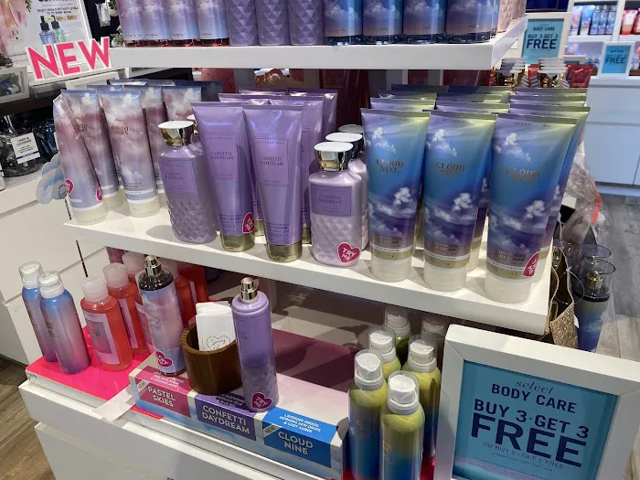 Bath & Body Works 8