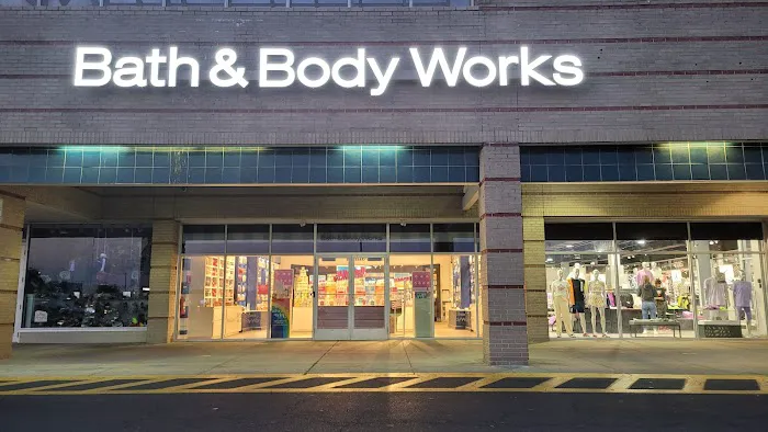 Bath & Body Works 2