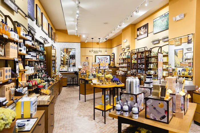 L'OCCITANE EN PROVENCE 2