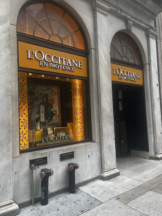 L'OCCITANE EN PROVENCE 9