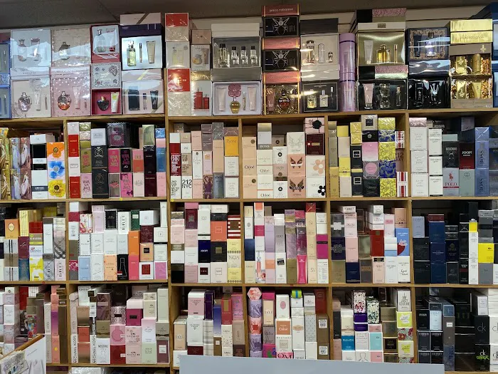 Dennis Perfumes 7