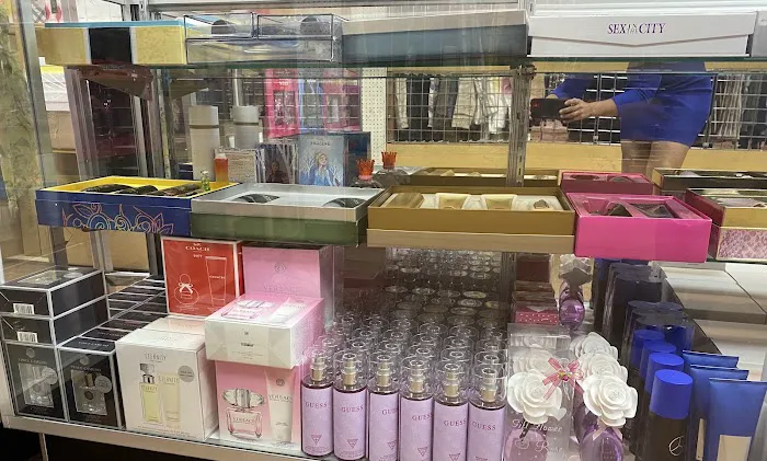 Dennis Perfumes 8