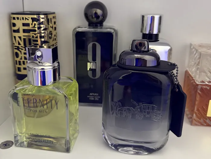 Phoenix Parfums LLC 1