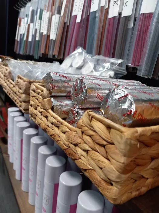 Beluved Oil Fragrances & Aromatics 5