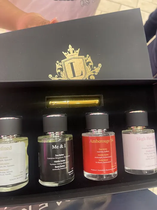 Liberty Perfume / Garden State Plaza 0