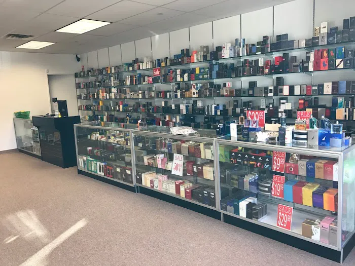 FRAGRANTICS, PERFUME STORE 8