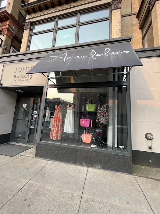 Amendolaro Boutique 0