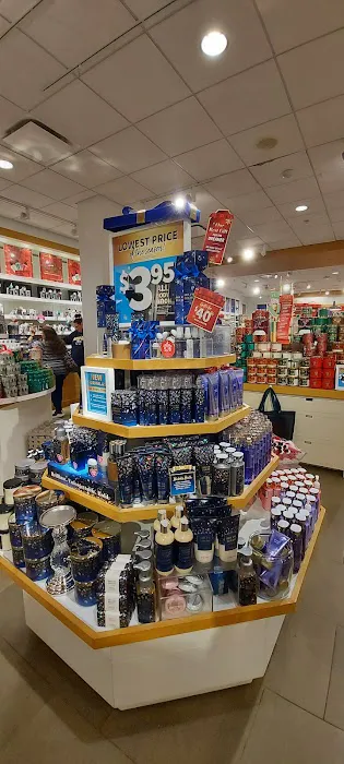 Bath & Body Works 0